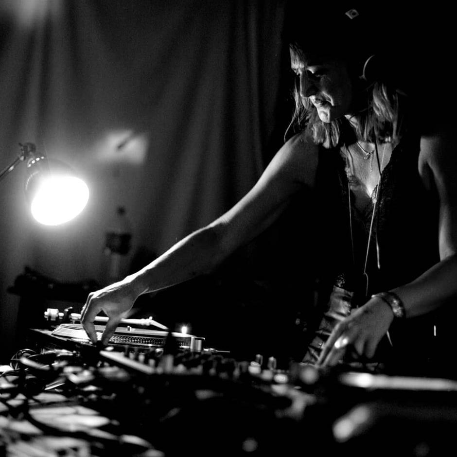 Quarterhouse Lates: REV