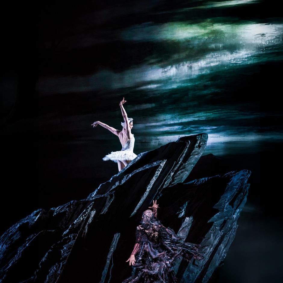 Royal Ballet & Opera: Swan Lake